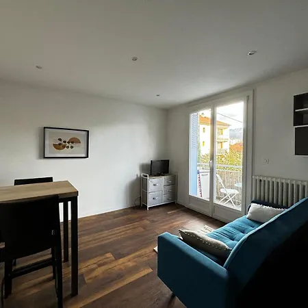 T2 Balcon Vue Montagne, Pkg Free Apartament